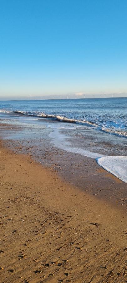 Twin Palms Guesthouse Great Yarmouth Buitenkant foto