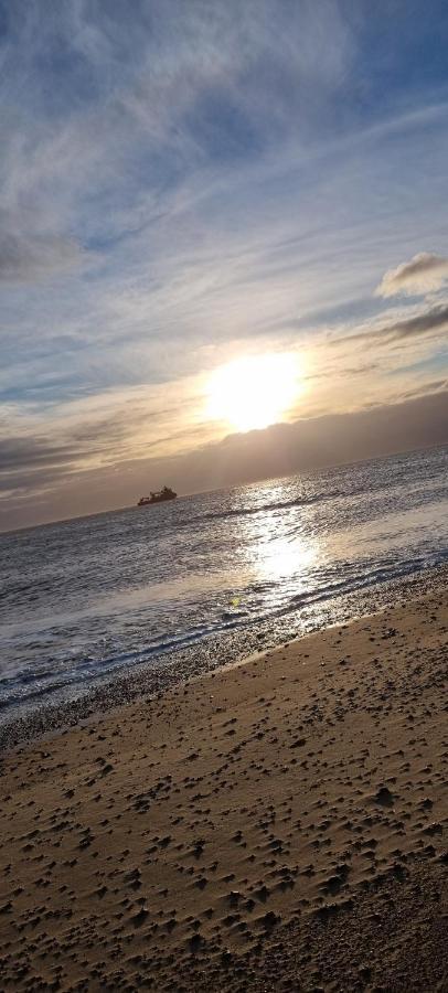 Twin Palms Guesthouse Great Yarmouth Buitenkant foto