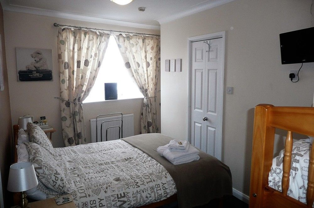 Twin Palms Guesthouse Great Yarmouth Buitenkant foto