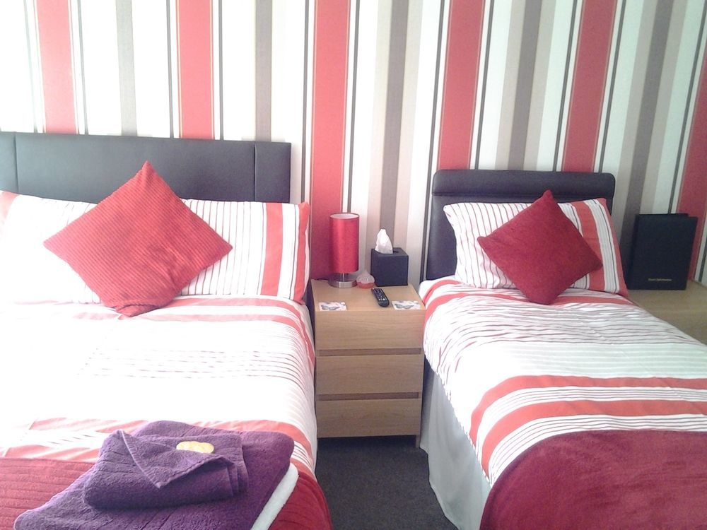 Twin Palms Guesthouse Great Yarmouth Buitenkant foto