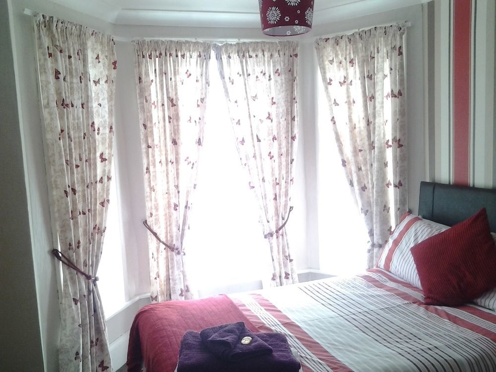 Twin Palms Guesthouse Great Yarmouth Buitenkant foto