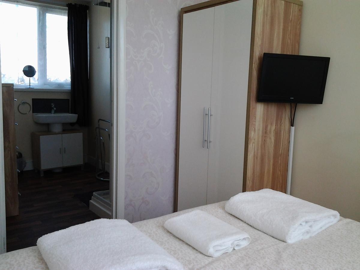 Twin Palms Guesthouse Great Yarmouth Buitenkant foto