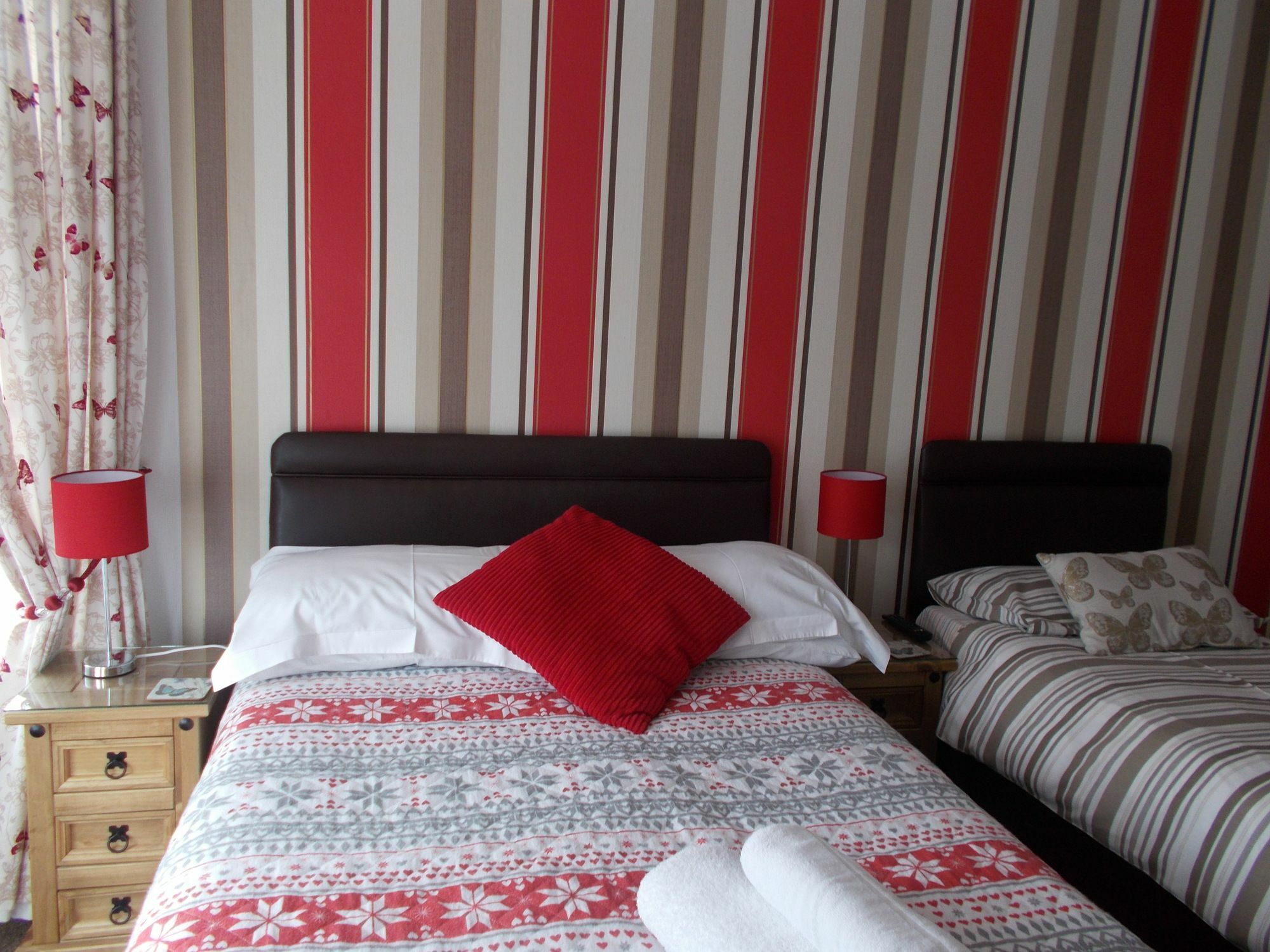 Twin Palms Guesthouse Great Yarmouth Buitenkant foto