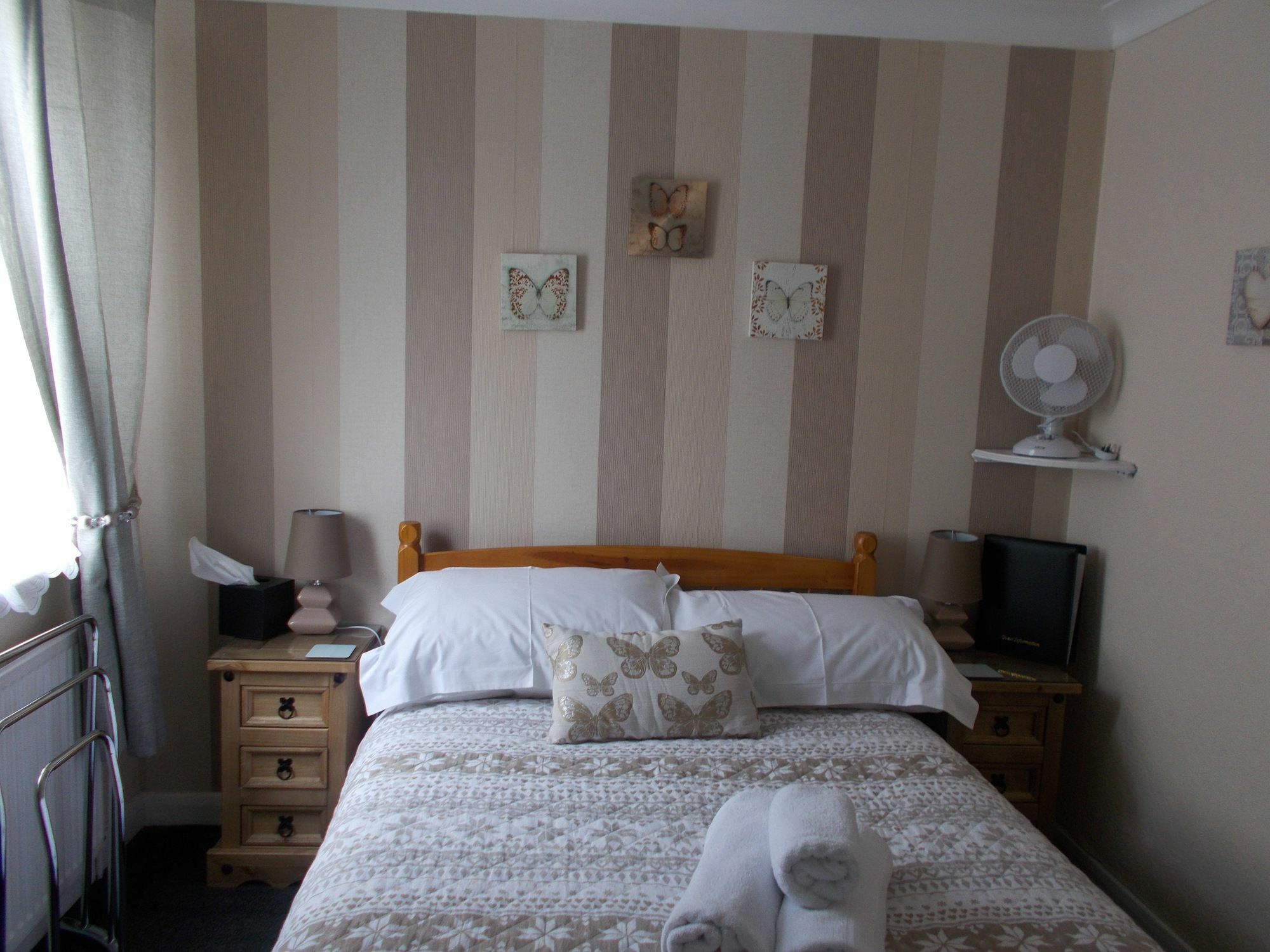 Twin Palms Guesthouse Great Yarmouth Buitenkant foto