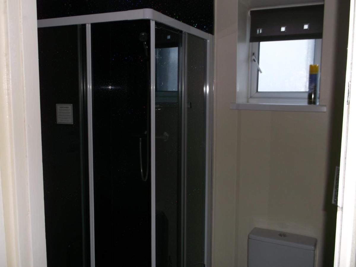 Twin Palms Guesthouse Great Yarmouth Buitenkant foto