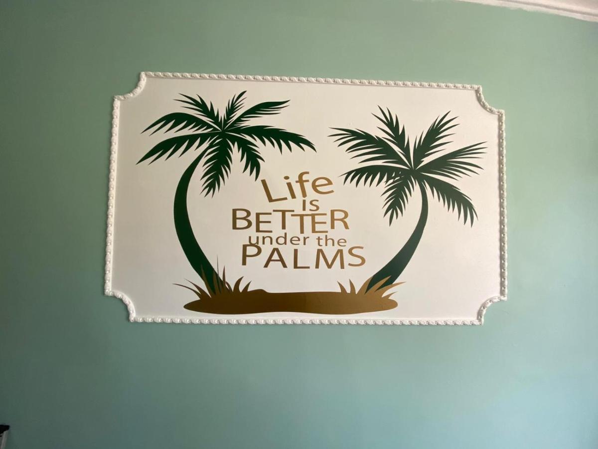 Twin Palms Guesthouse Great Yarmouth Buitenkant foto