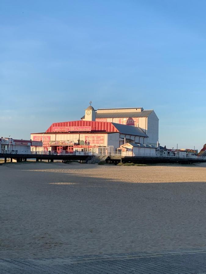 Twin Palms Guesthouse Great Yarmouth Buitenkant foto