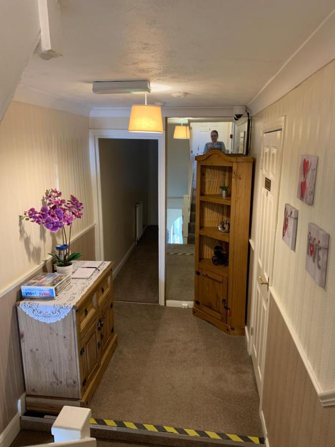 Twin Palms Guesthouse Great Yarmouth Buitenkant foto